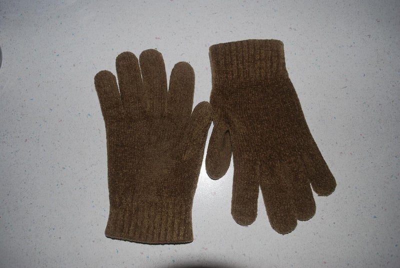 Time Displacement Gloves